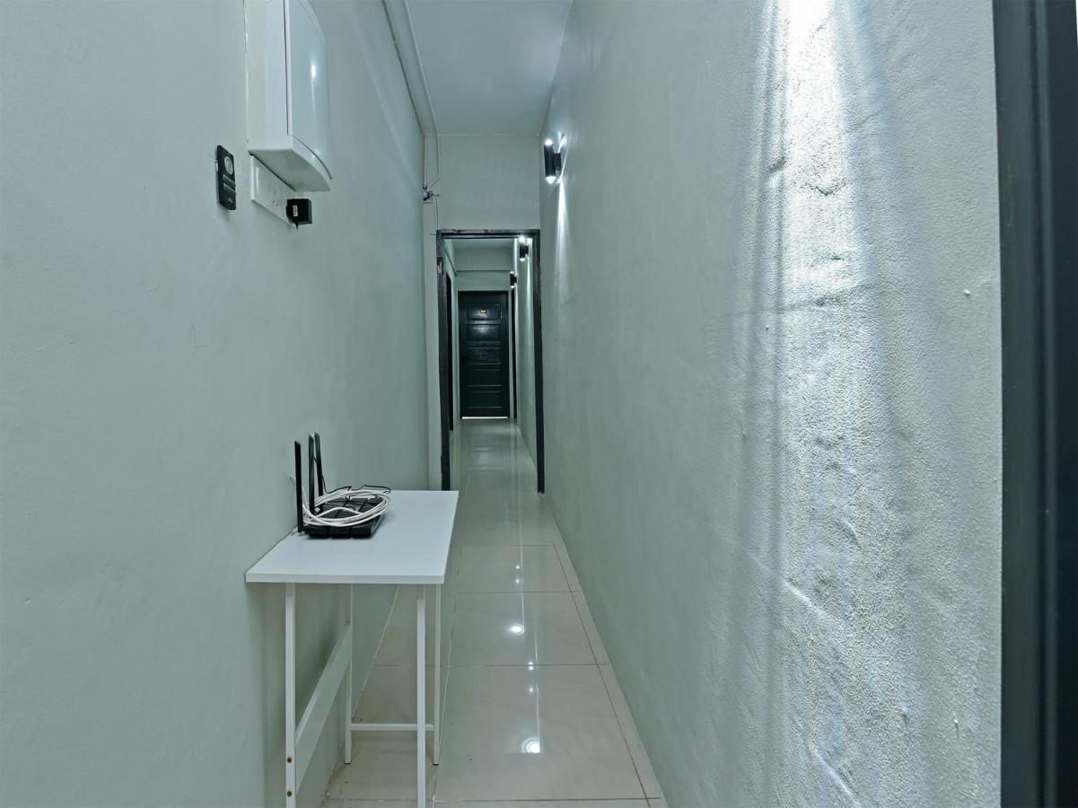 Oyo 90594 Hotel Casalink Paka Kültér fotó