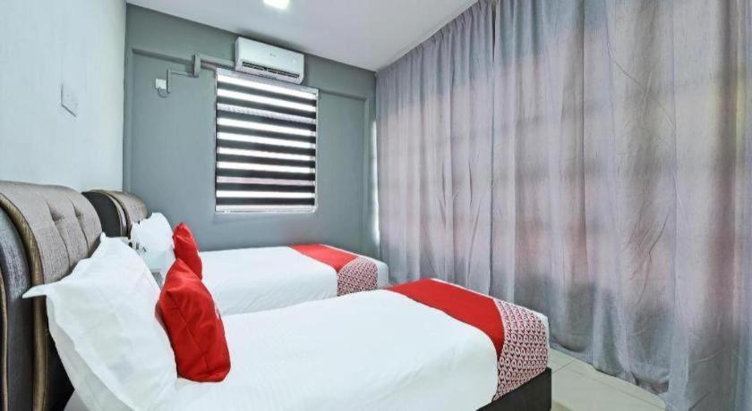 Oyo 90594 Hotel Casalink Paka Kültér fotó