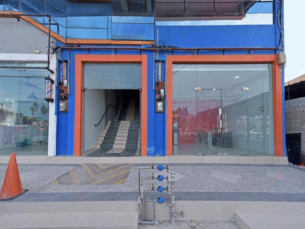 Oyo 90594 Hotel Casalink Paka Kültér fotó